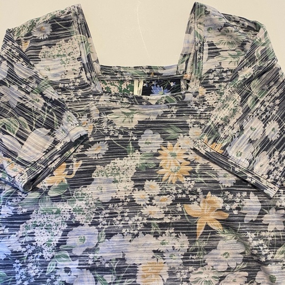 Anthropologie Botanical Print Pullover Top Vintage Wash Short-sleeve Size Small - Picture 10 of 14